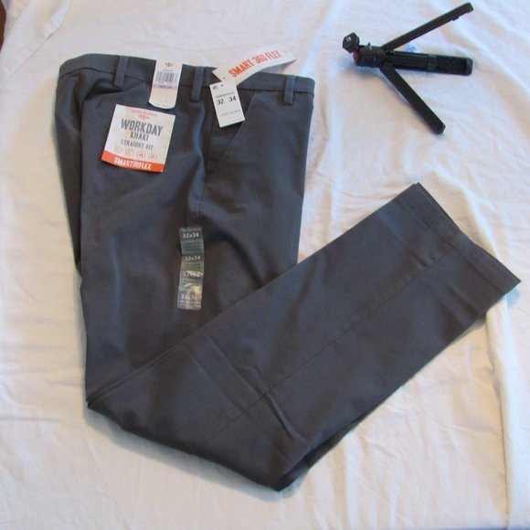 Dockers Other - Dockers Grey Mens Workday Khakis Smart 360 Flex Waist 32 Length 34 NWT